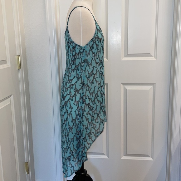 036: AMBIANCE APPAREL giraffe print swimsuit coverup in women’s size medium - Picture 4 of 9